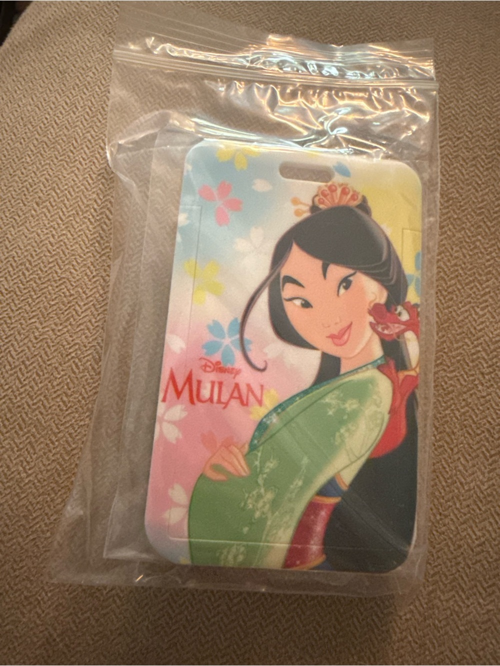 Mulan ID Holder - Picture 4 of 5